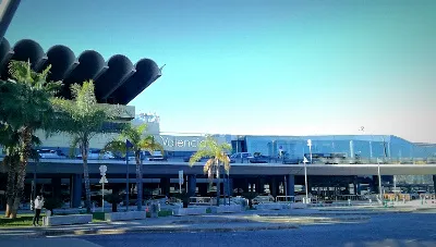Bandara Valencia