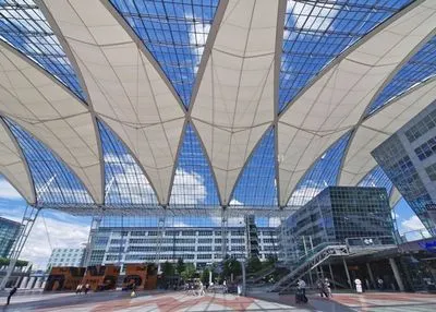 Transfer dari Bandara Munich dengan mobil, taksi atau bus