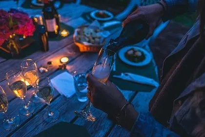 Makan malam di atap