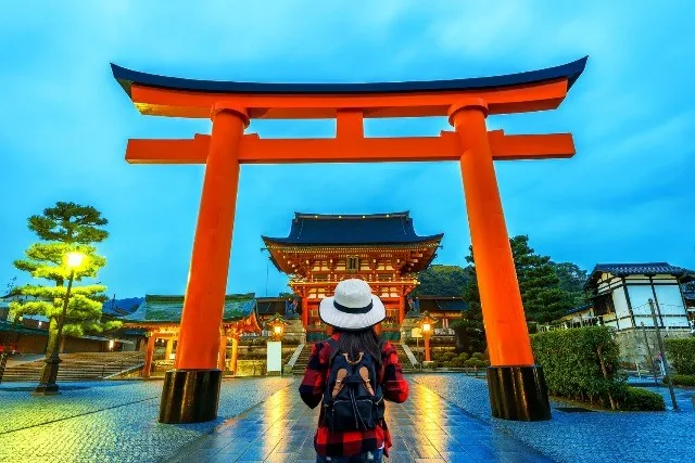 Pemandangan gratis Kompleks Kuil Fushimi Inari