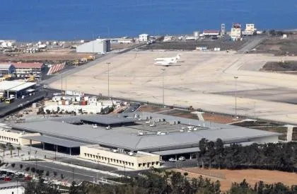 Bandara Paphos Siprus