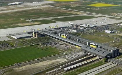 Bandara Halle Leipzig