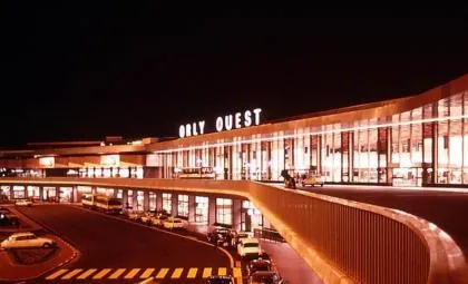 Transfer Bandara Paris Orly dengan kendaraan pribadi atau antar-jemput