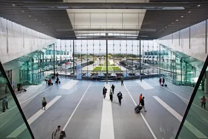 Bandara Canberra