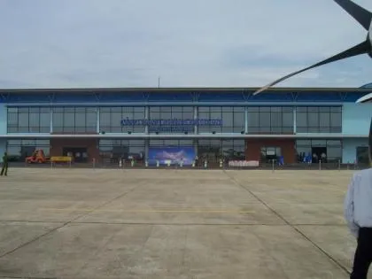 Bandara Dong Hoi